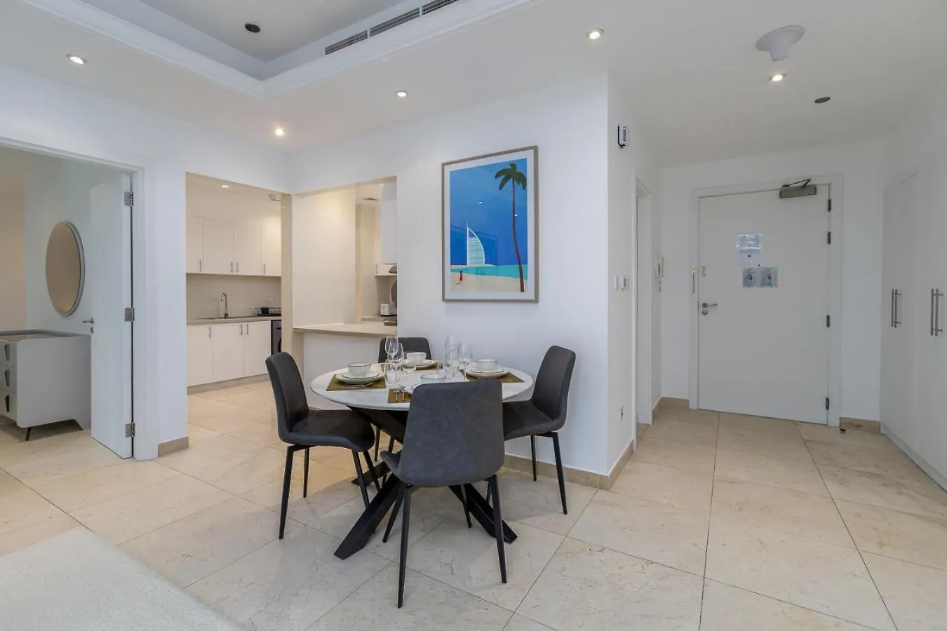 1Br Apartment With Marina View In Orra Marina - Allsopp & Allsopp Dubaj