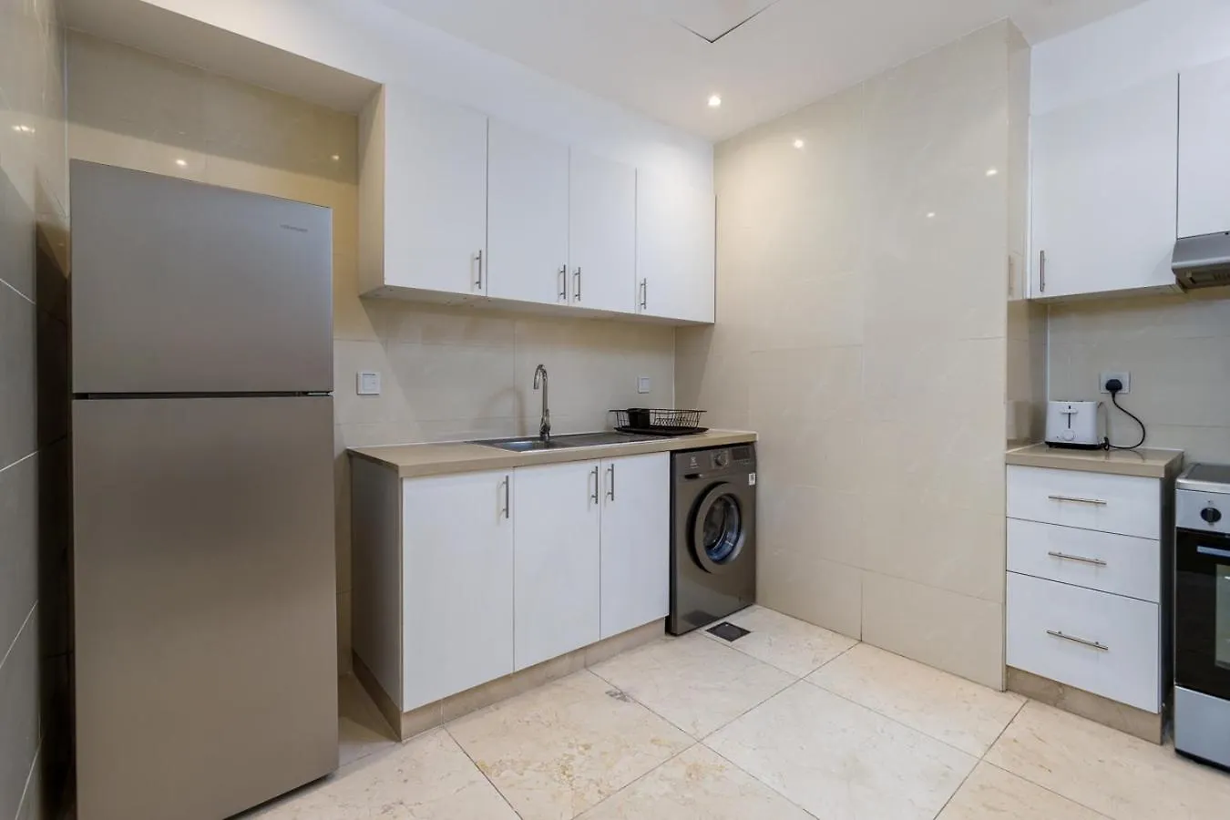 1Br Apartment With Marina View In Orra Marina - Allsopp & Allsopp Dubaj