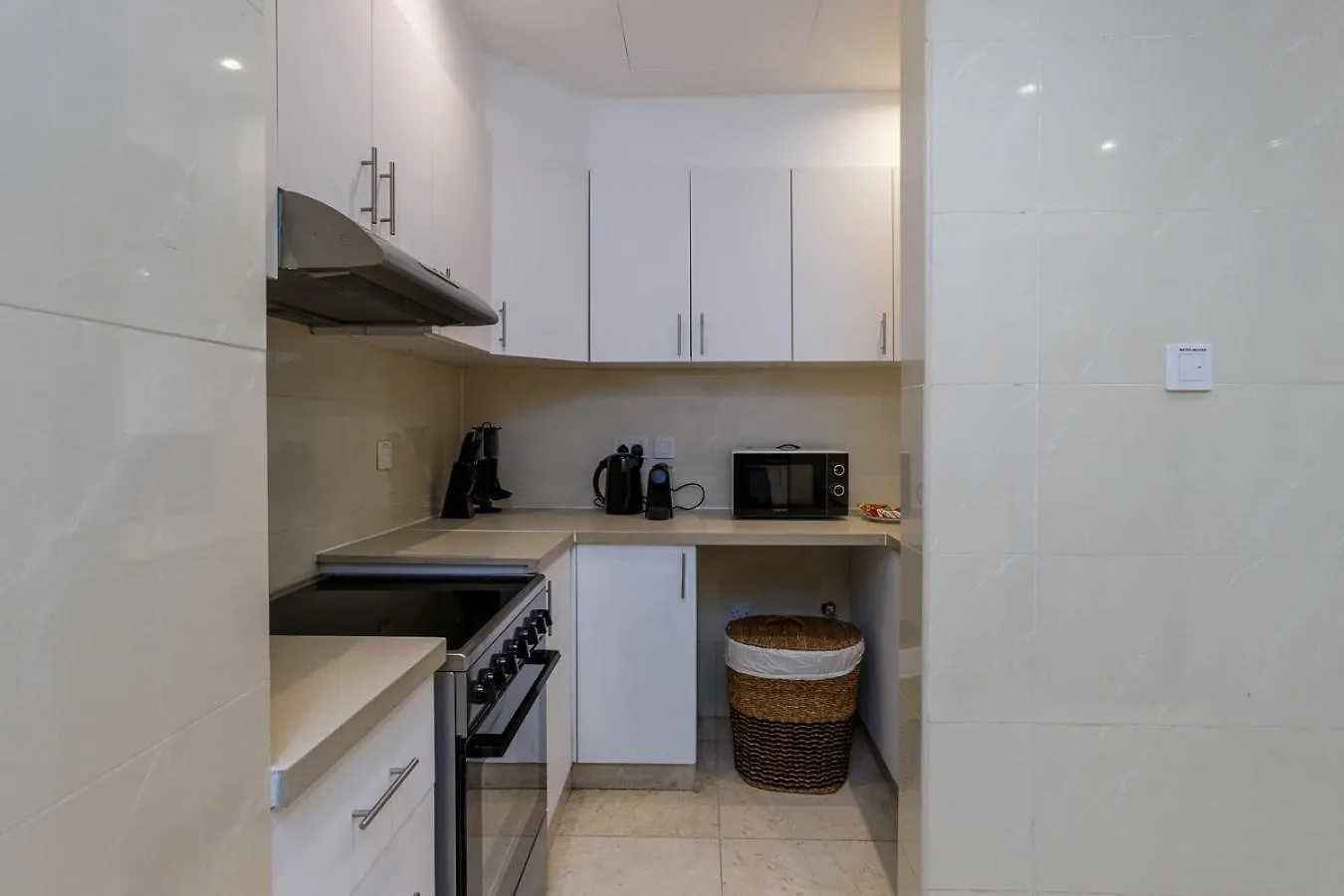 1Br Apartment With Marina View In Orra Marina - Allsopp & Allsopp Dubai 0*,